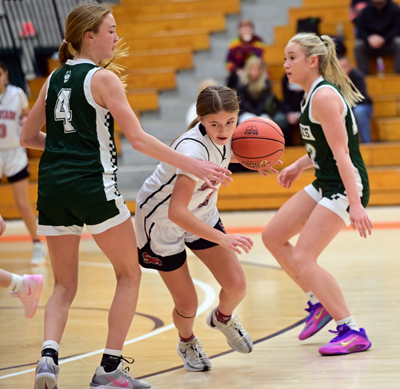 splits the defenders